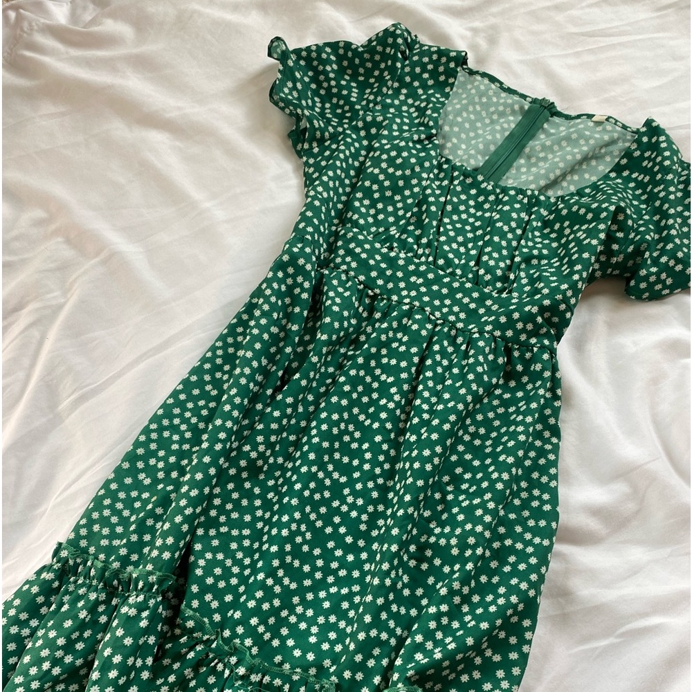 Green maxi dress